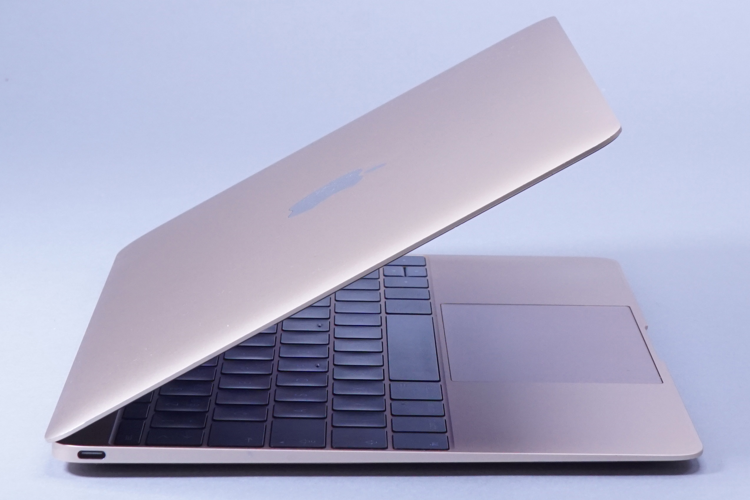 Macbook 12"/M 1.1GHZ/8GB RAM/256GB SSD