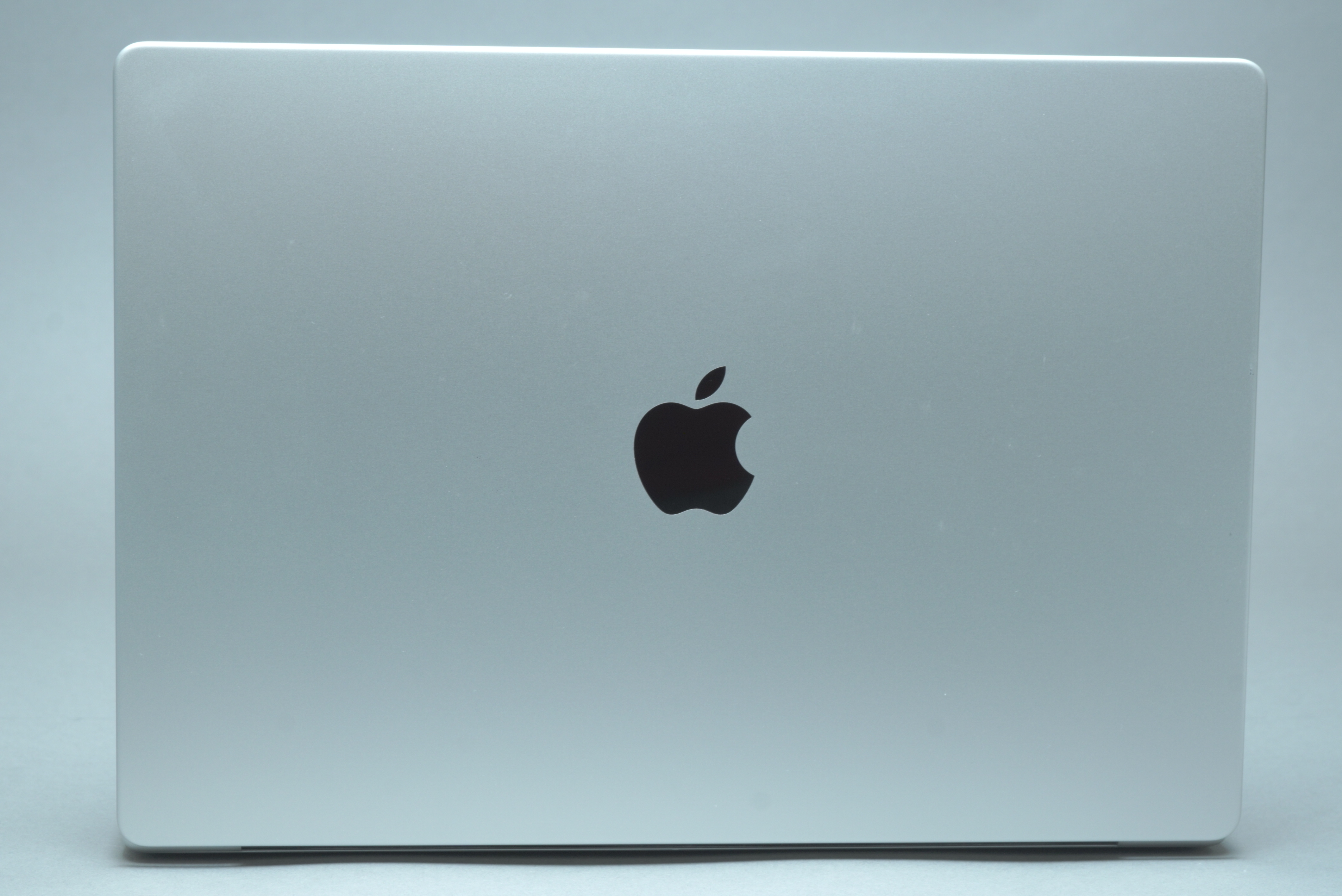 Macbook Pro 16.2"/M1 PRO/16GB RAM/512GB SSD/TOP/AKCE POUZE DNES