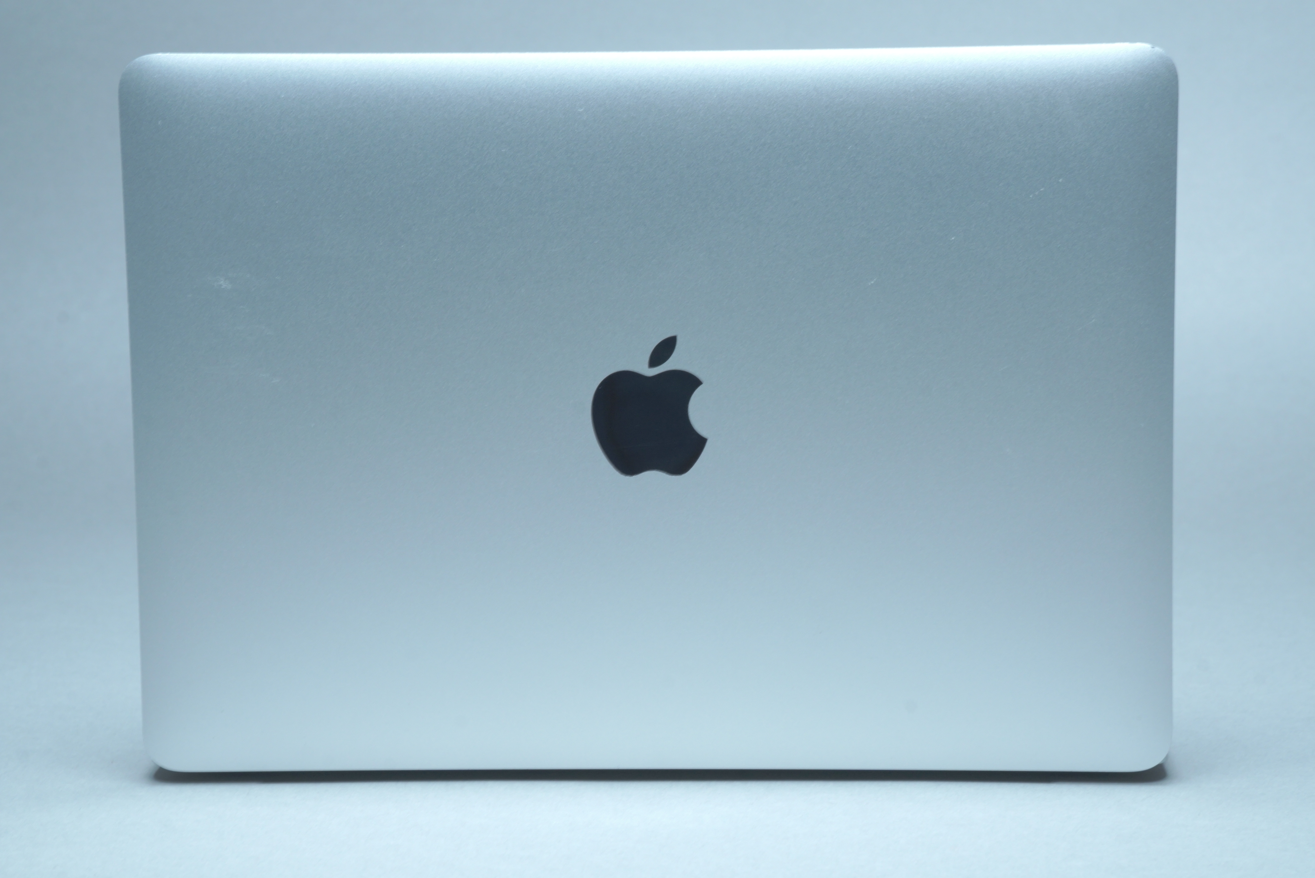Macbook 12"/M 1.1GHZ/8GB RAM/256GB SSD/CZ/BAT