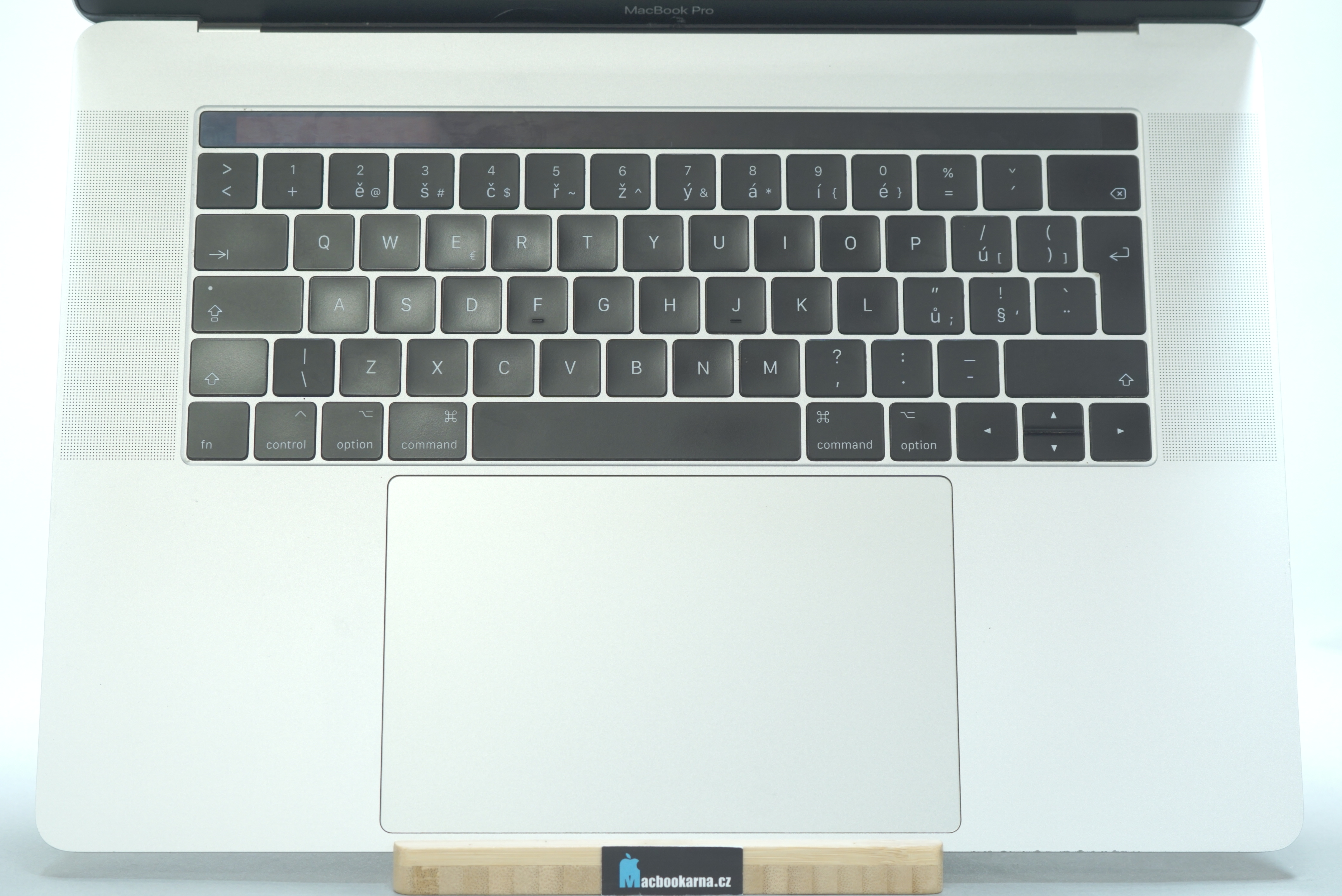 Macbook Pro 15.4" TB/I7 2.8GHZ/16GB RAM/256GB SSD/CZ/BAT