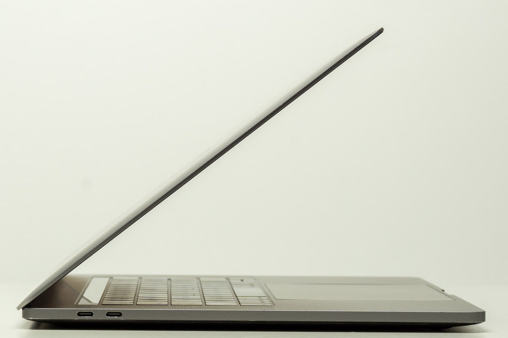 Macbook Pro 15.4" TB CTO/I7 2.9GHZ/16GB RAM/512GB SSD