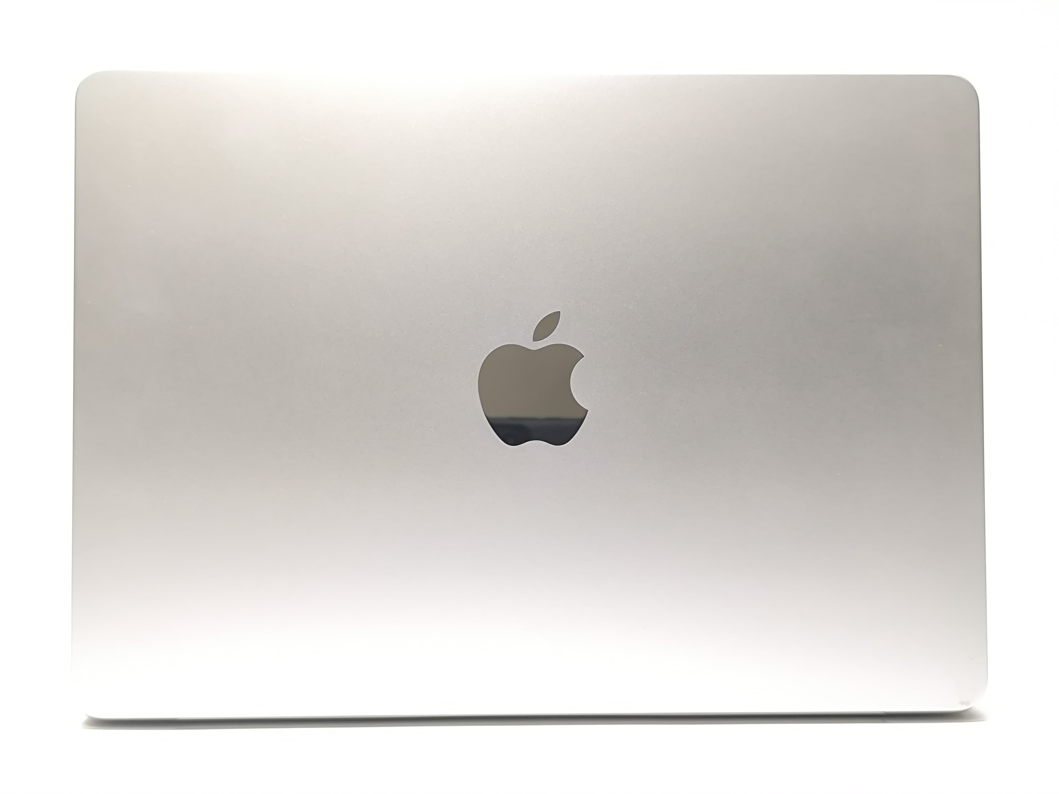 Macbook Air 13.6"/M2/8GB RAM/256GB SSD/CZ/TOP